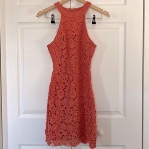 Coral lace Lulu’s dress in size XSmall.